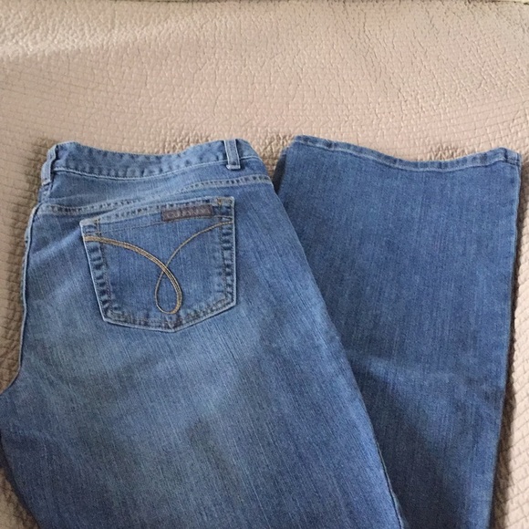 Calvin Klein jeans - Picture 2 of 4